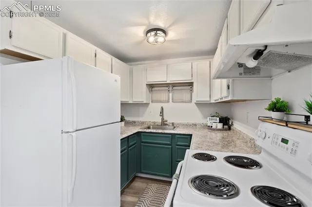 $475,000 | 765 2nd Street, Palmer Lake, CO 80133