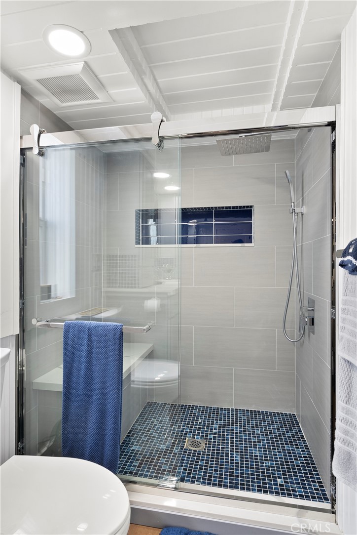 60 Beach Drive Newport Beach, CA 92663 - Photo 19 of 43