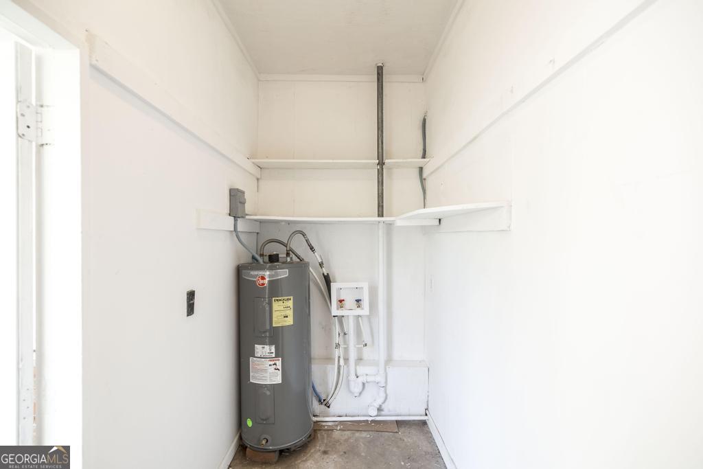 918 Henderson Street Dublin, GA 31021 - Photo 23 of 23 a view of small space