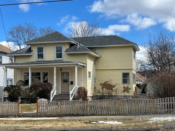$375,000 | 19 Commonwealth Avenue, Pittsfield, MA 01201