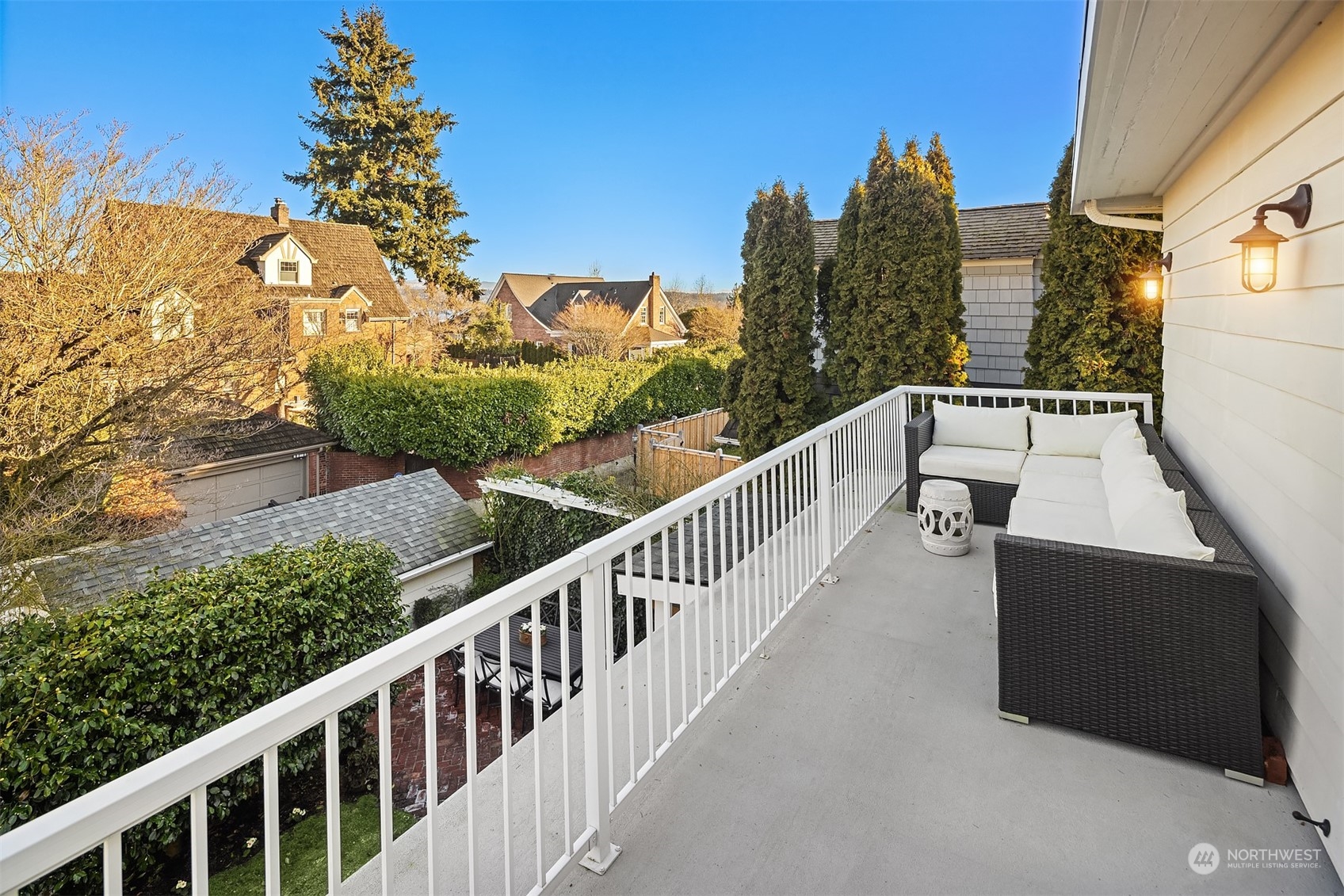 3114 Mt Rainier Drive South Seattle, WA 98144 - Photo 26 of 40