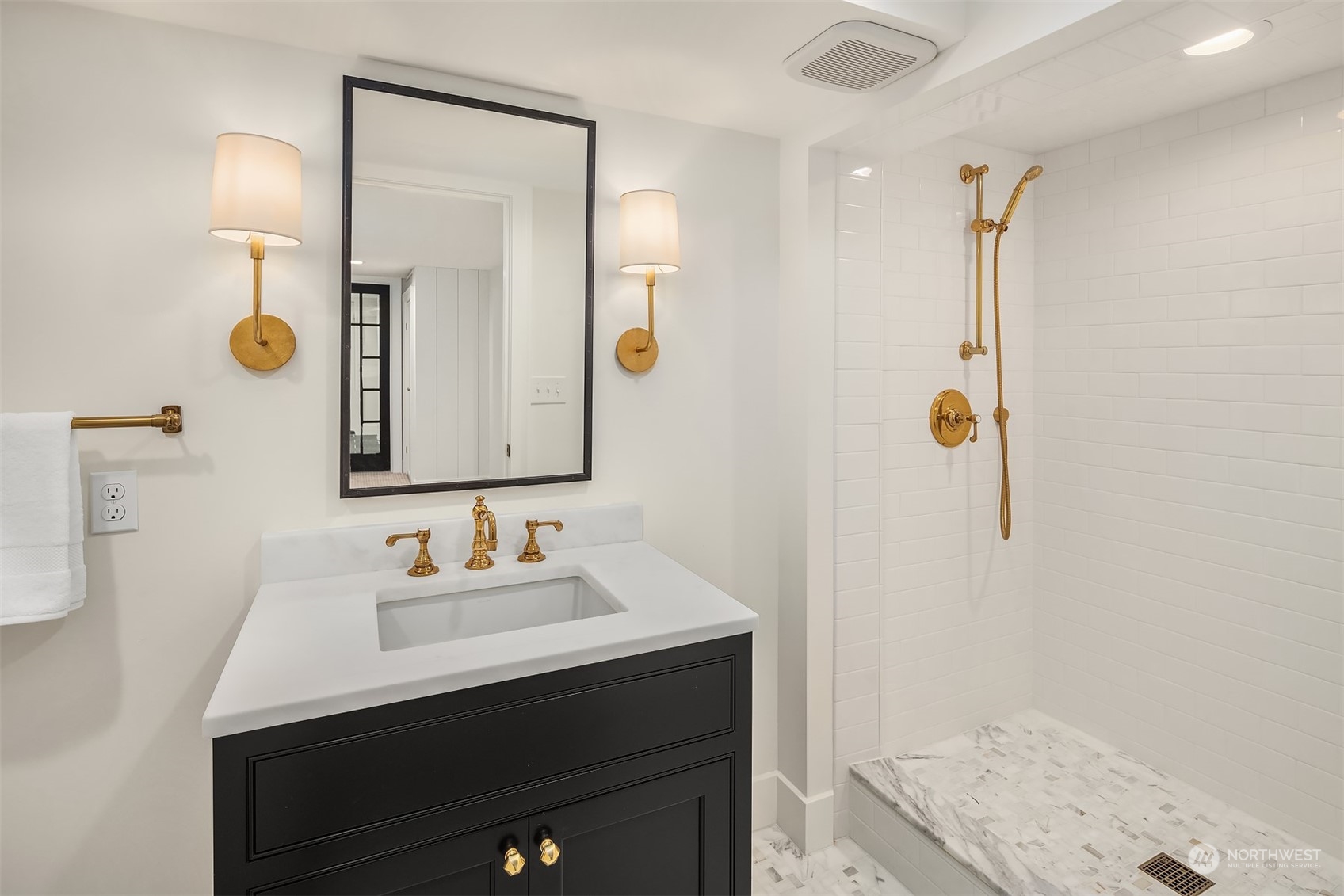 3114 Mt Rainier Drive South Seattle, WA 98144 - Photo 30 of 40