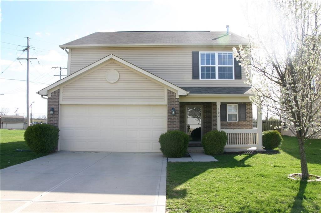 104 Rambling Road Greenfield, IN 46140 - Photo 1 of 12