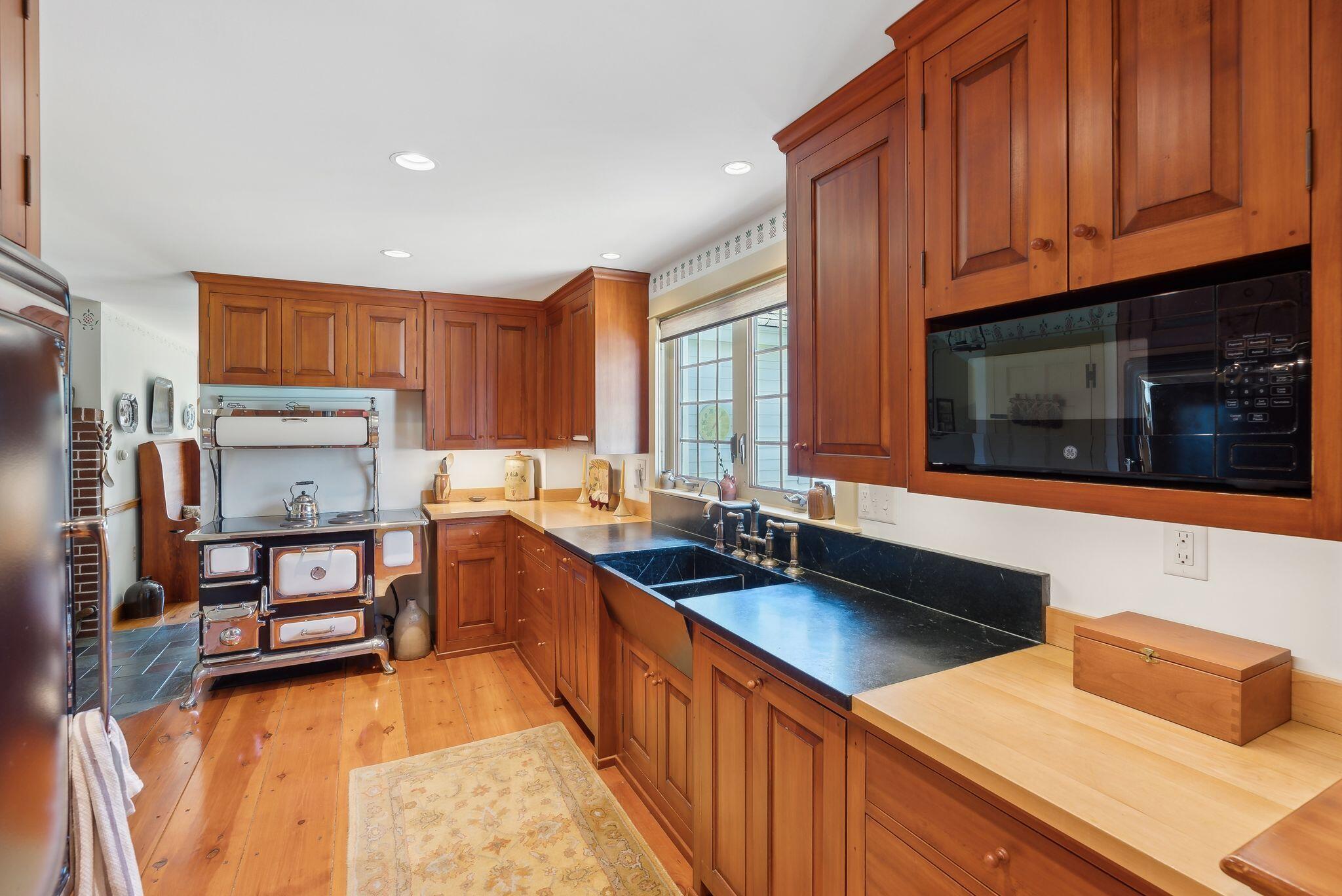 33 Smith Road Hallowell, ME 04347 - Photo 14 of 52 mls_DSC09102