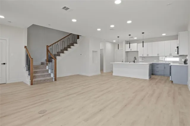 $2,400 | 4319 Fayetteville Avenue, Rowlett, TX 75089