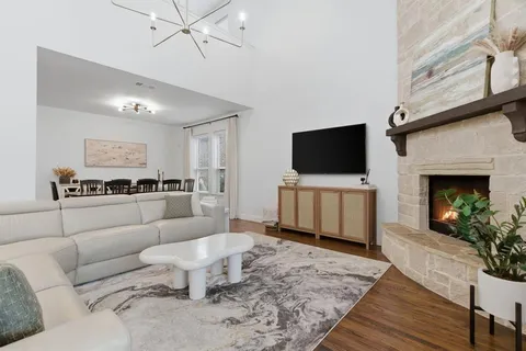 $600,000 | 1425 5th Street, Argyle, TX 76226