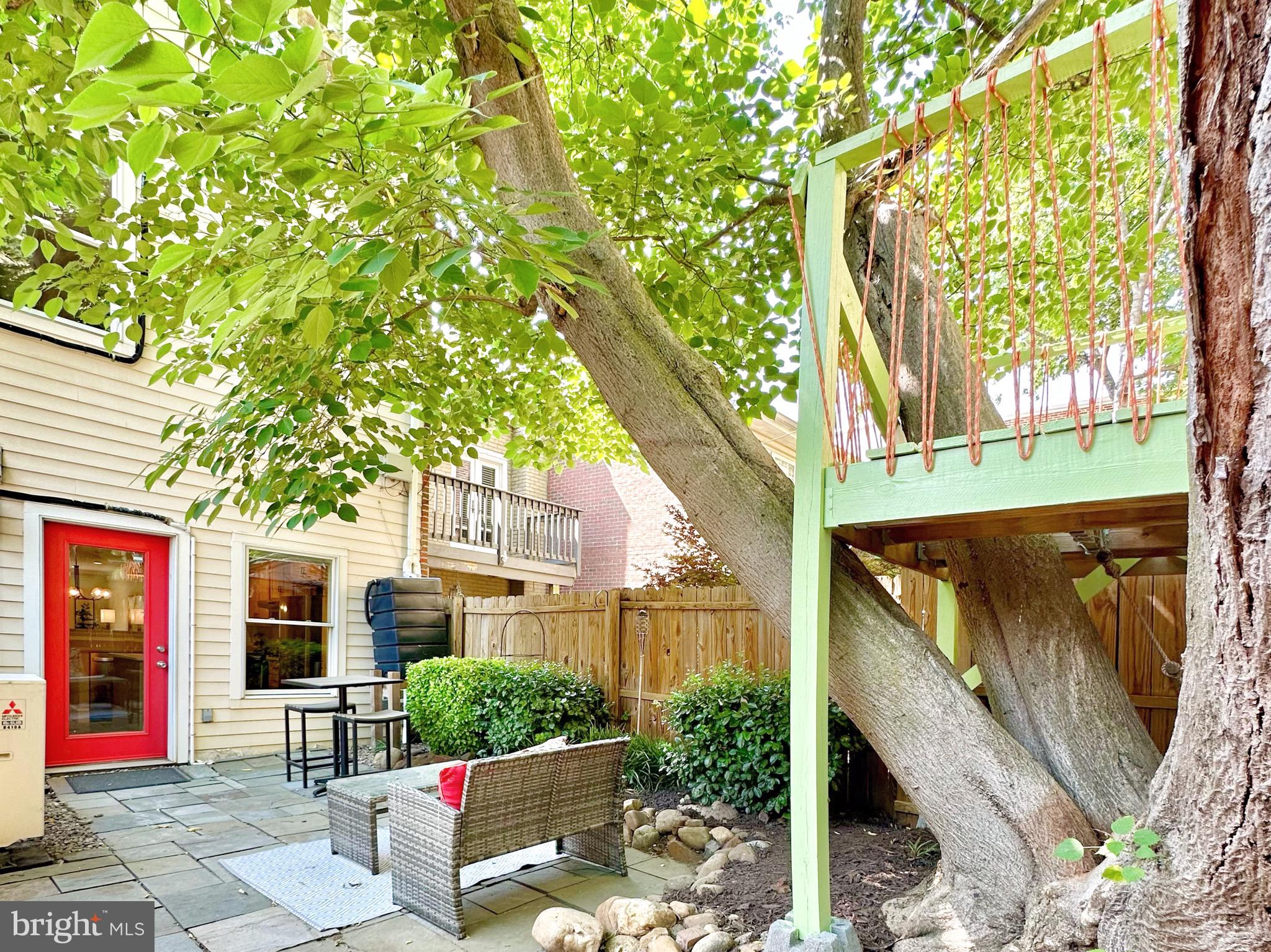 708 5th Street Southeast Washington, DC 20003 - Photo 10 of 25 a view of outdoor space and yard