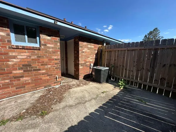 $1,000 | 132 Stoneybrooks Place, Unit A, Augusta, GA 30907