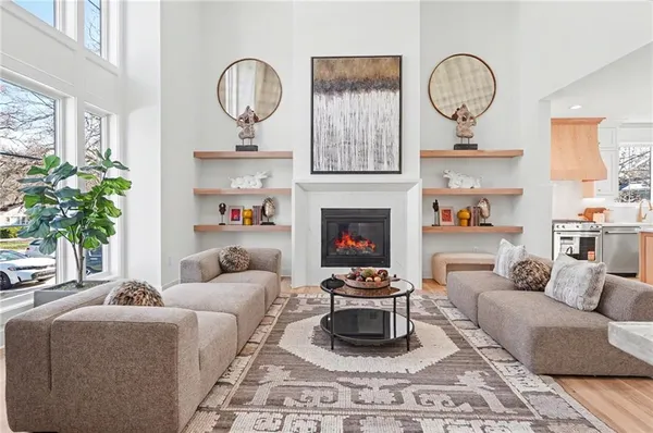 $1,375,000 | 5311 West 71st Terrace, Prairie Village, KS 66208