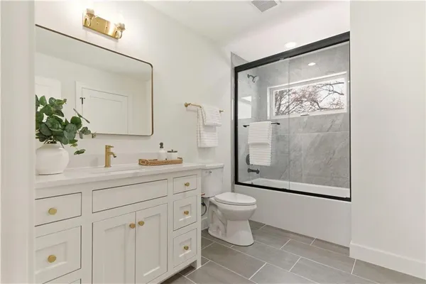 $1,375,000 | 5311 West 71st Terrace, Prairie Village, KS 66208