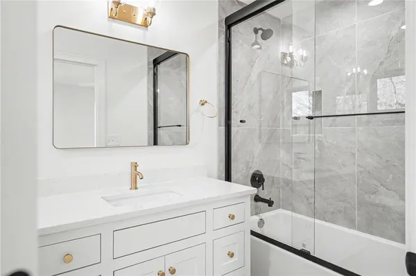 $1,375,000 | 5311 West 71st Terrace, Prairie Village, KS 66208