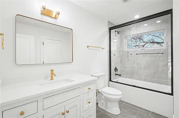 $1,375,000 | 5311 West 71st Terrace, Prairie Village, KS 66208
