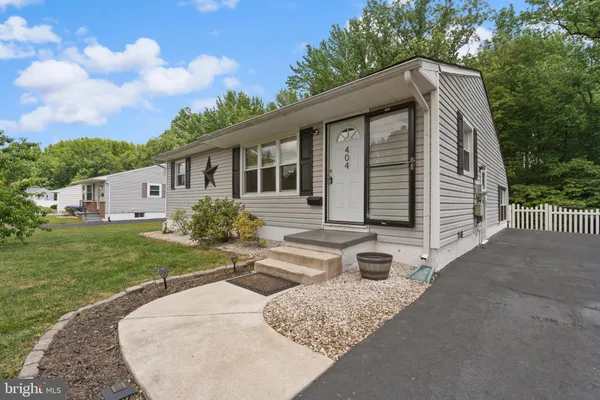 $369,900 | 404 Tamara Circle, Newark, DE 19711