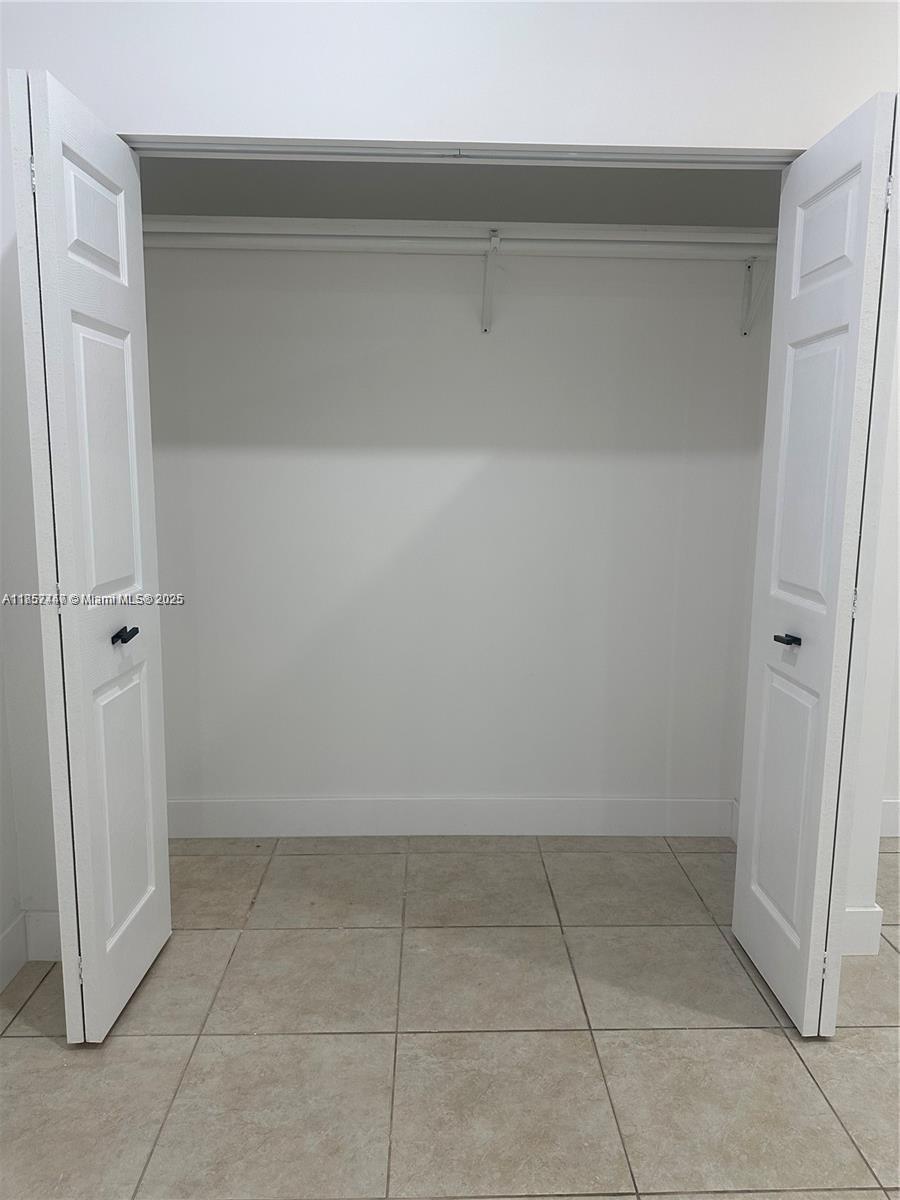 Eve Estates Homestead, FL 33033 - Photo 5 of 8