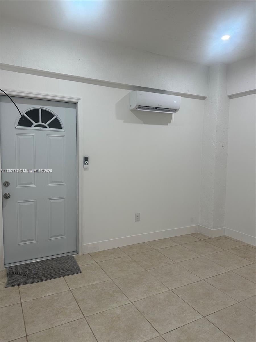 Eve Estates Homestead, FL 33033 - Photo 6 of 8