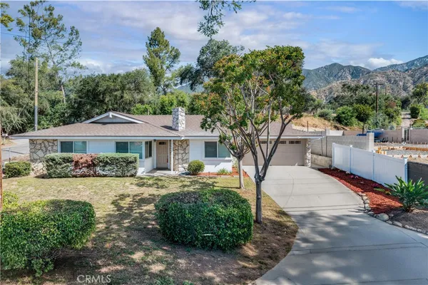 $980,000 | 237 West Loma Alta Drive, Altadena, CA 91001
