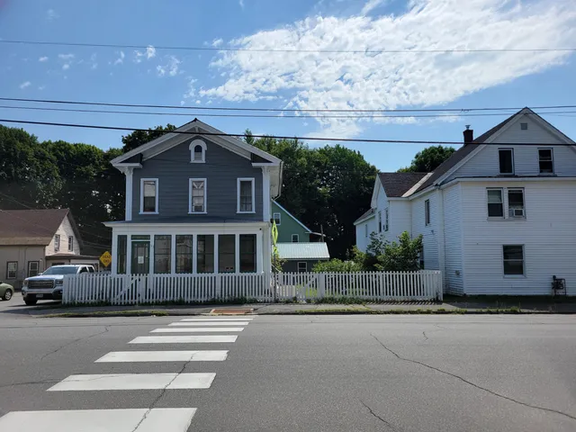 $298,000 | 25 Washington Street, Augusta, ME 04330