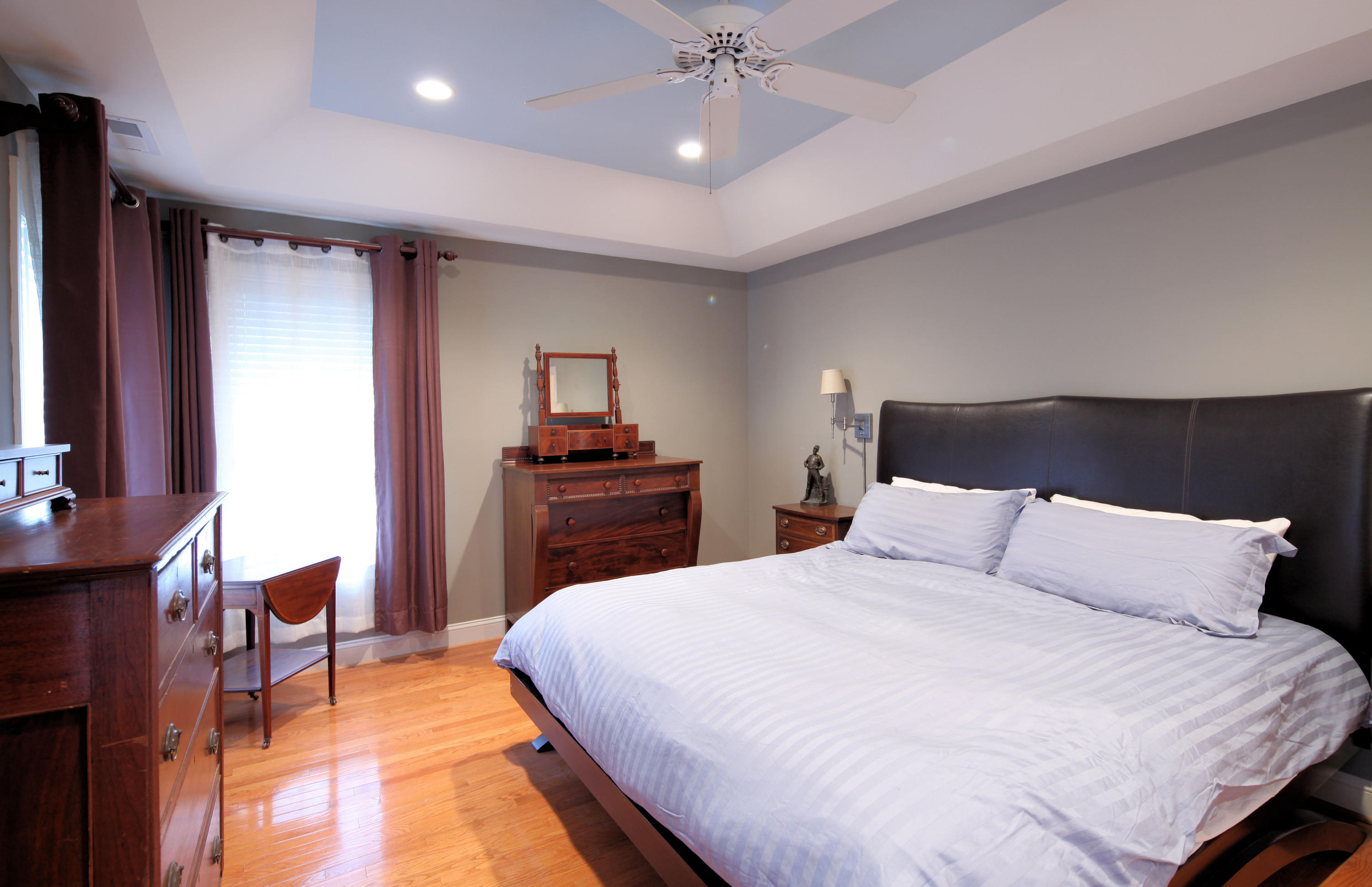 1328 Woodlock Road Mount Pleasant, SC 29464 - Photo 16 of 30 Master Suite