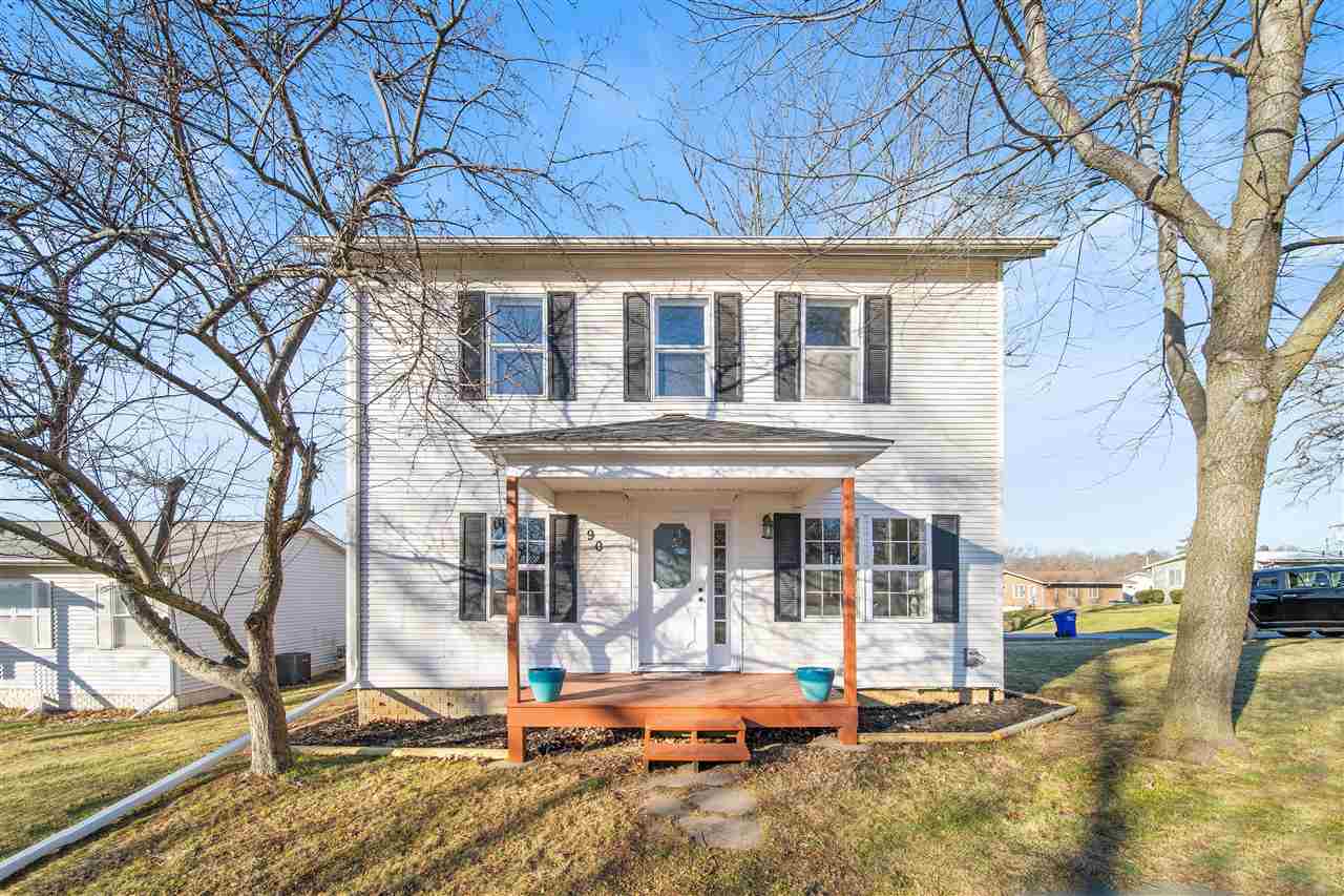 90 Glasgow Street Riverside, IA 52327 - Photo 1 of 38 Gallery Image 1