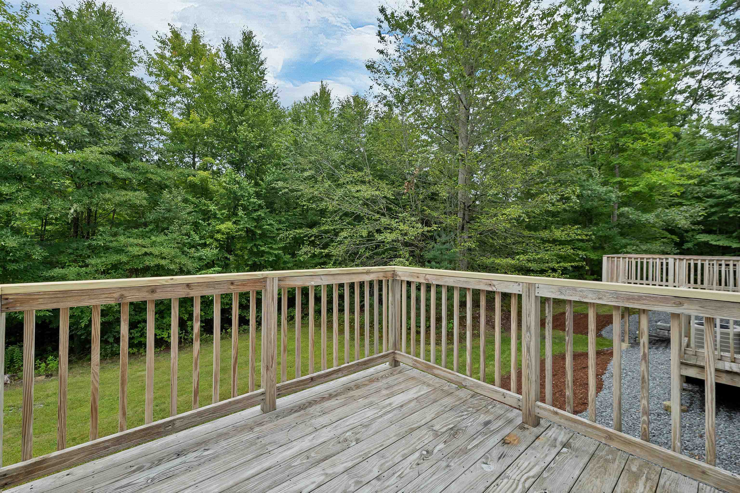 166 Sandown Road, Unit 3 Fremont, NH 03044 - Photo 35 of 41 Gallery Image 35