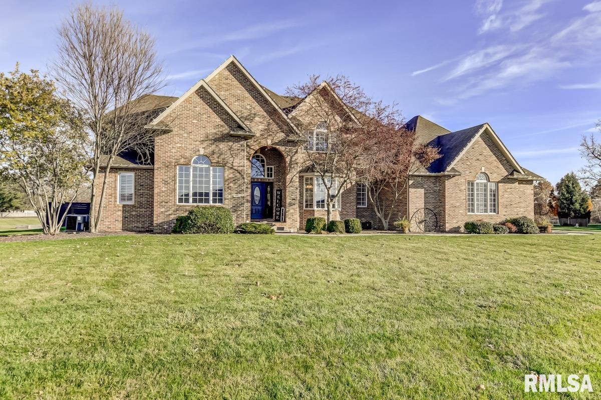 1050 Old Tipton School Road Sherman, IL 62707 - Photo 1 of 48 Gallery Image 1