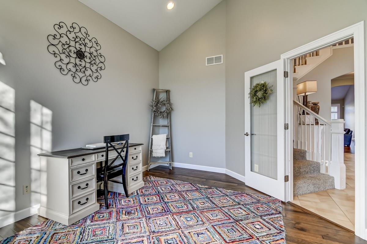 1050 Old Tipton School Road Sherman, IL 62707 - Photo 14 of 48 Gallery Image 14