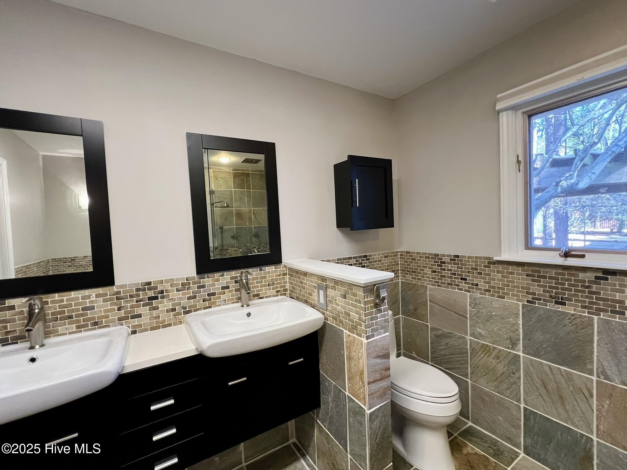 376 Grove Road Southern Pines, NC 28387 - Photo 24 of 48 Master Bath