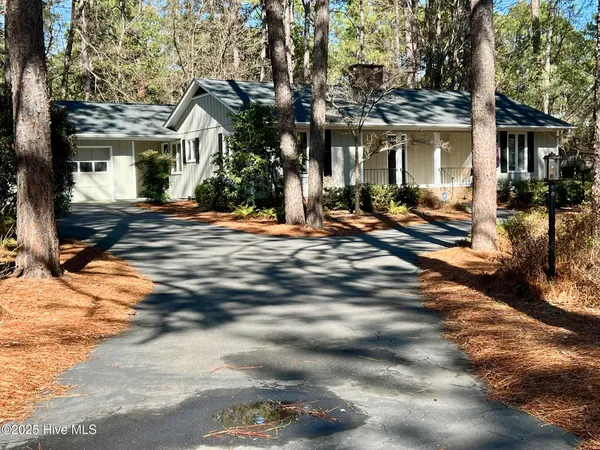 $2,500 | 376 Grove Road, Southern Pines, NC 28387