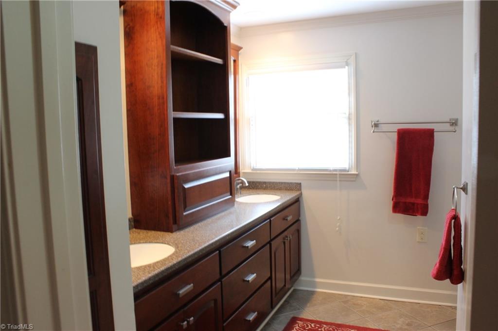 5705 Davis Mill Road Pleasant Garden, NC 27313 - Photo 19 of 30 Gallery Image 19
