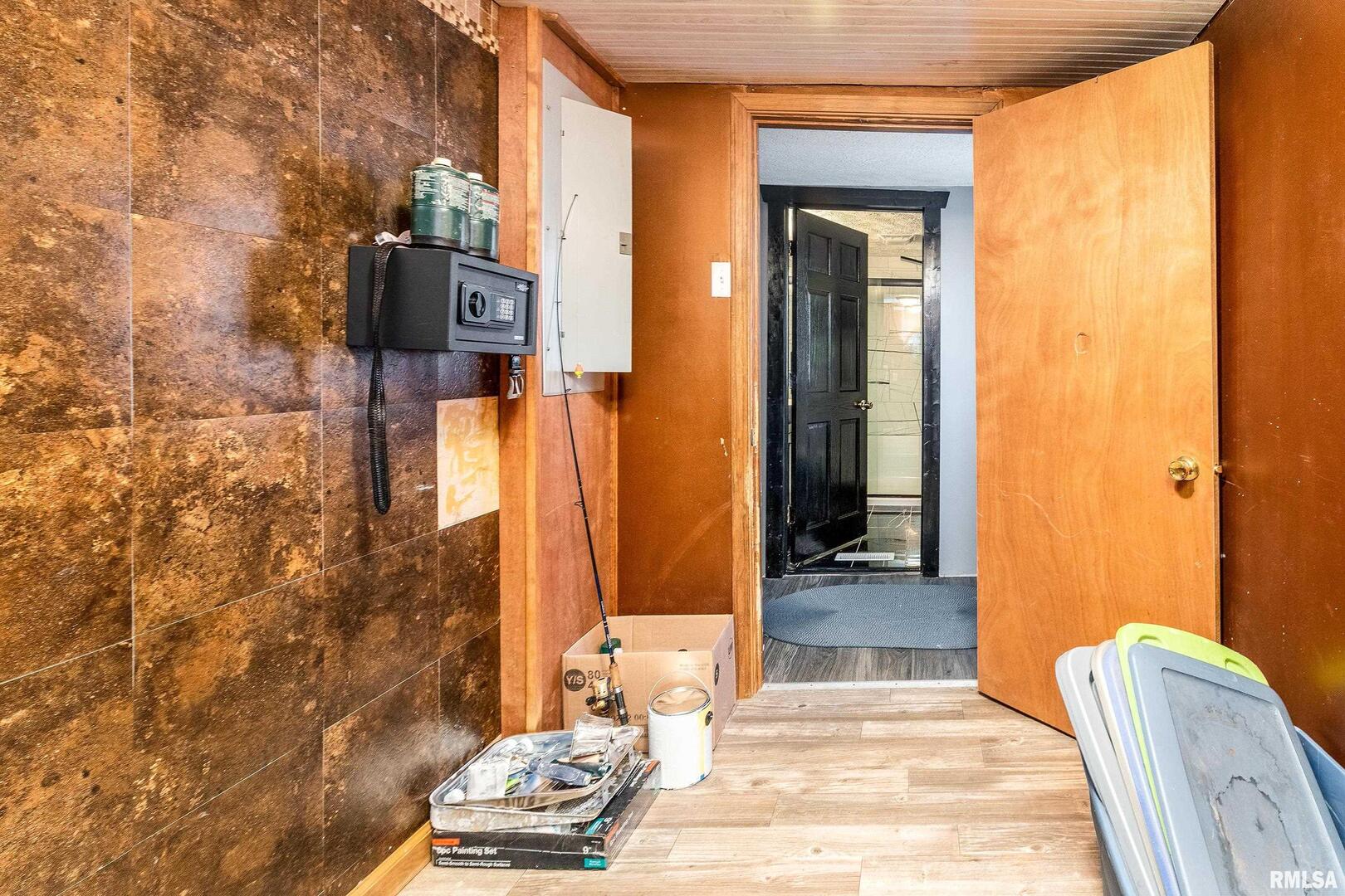 320 Franklin Avenue Orient, IL 62874 - Photo 16 of 26 a front view of a house with outdoor space