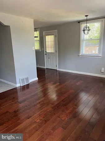 $2,200 | 237 Miner Street, Malvern, PA 19355