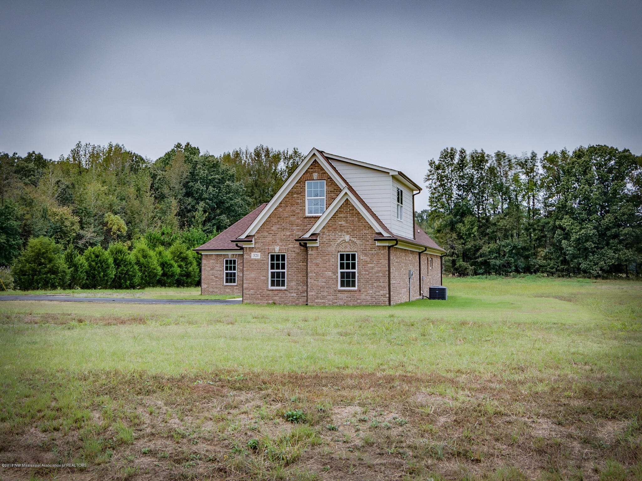321 Dry Field Road Byhalia, MS 38611 - Photo 3 of 37 sits on 1.5 acres