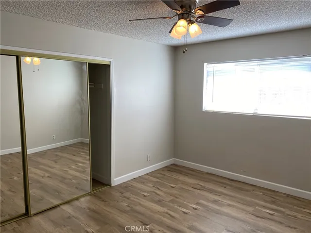 a view of empty room with window
