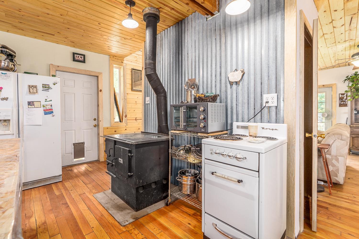 1458 Queen Of Sheba Road Colville, WA 99114 - Photo 11 of 43 Gallery Image 11