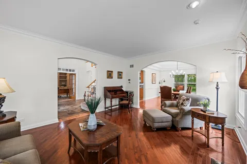 $1,175,000 | 25568 North Countryside Drive, Lake Barrington, IL 60010