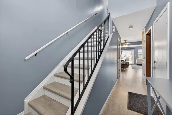 $290,000 | 842 Tamarac Boulevard, Addison, IL 60101