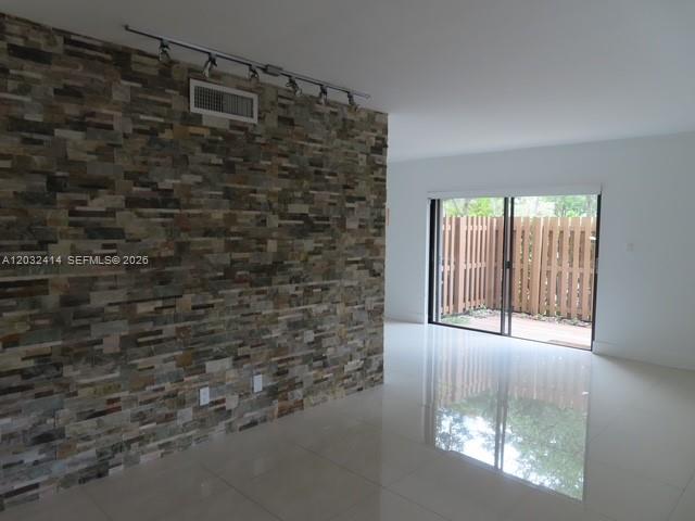 11543 Southwest 109th Road, Unit 24B Miami, FL 33176 - Photo 2 of 41