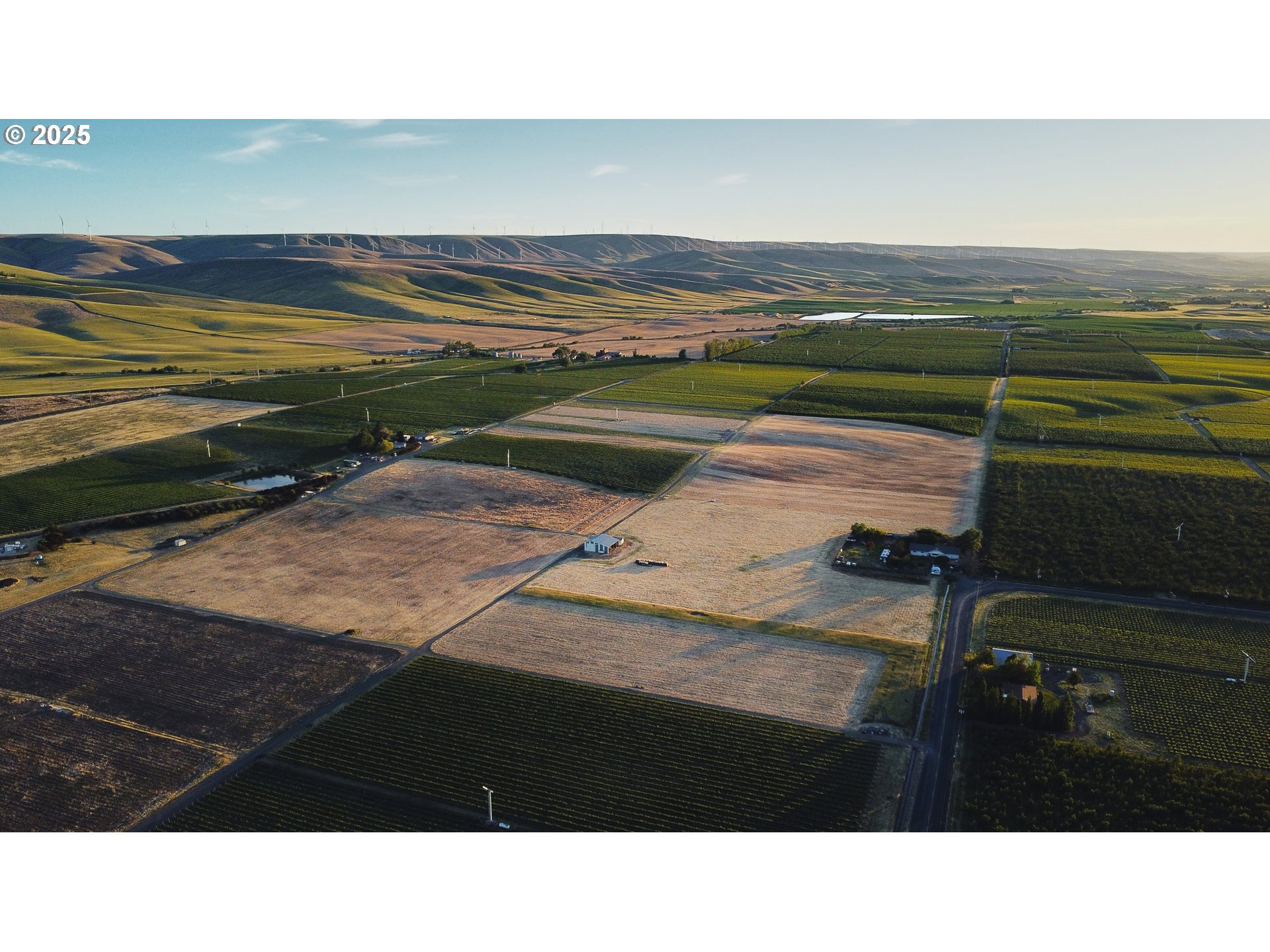 0 Edwards Road Milton Freewater, OR 97862 - Photo 5 of 7 a black and white photo of a table