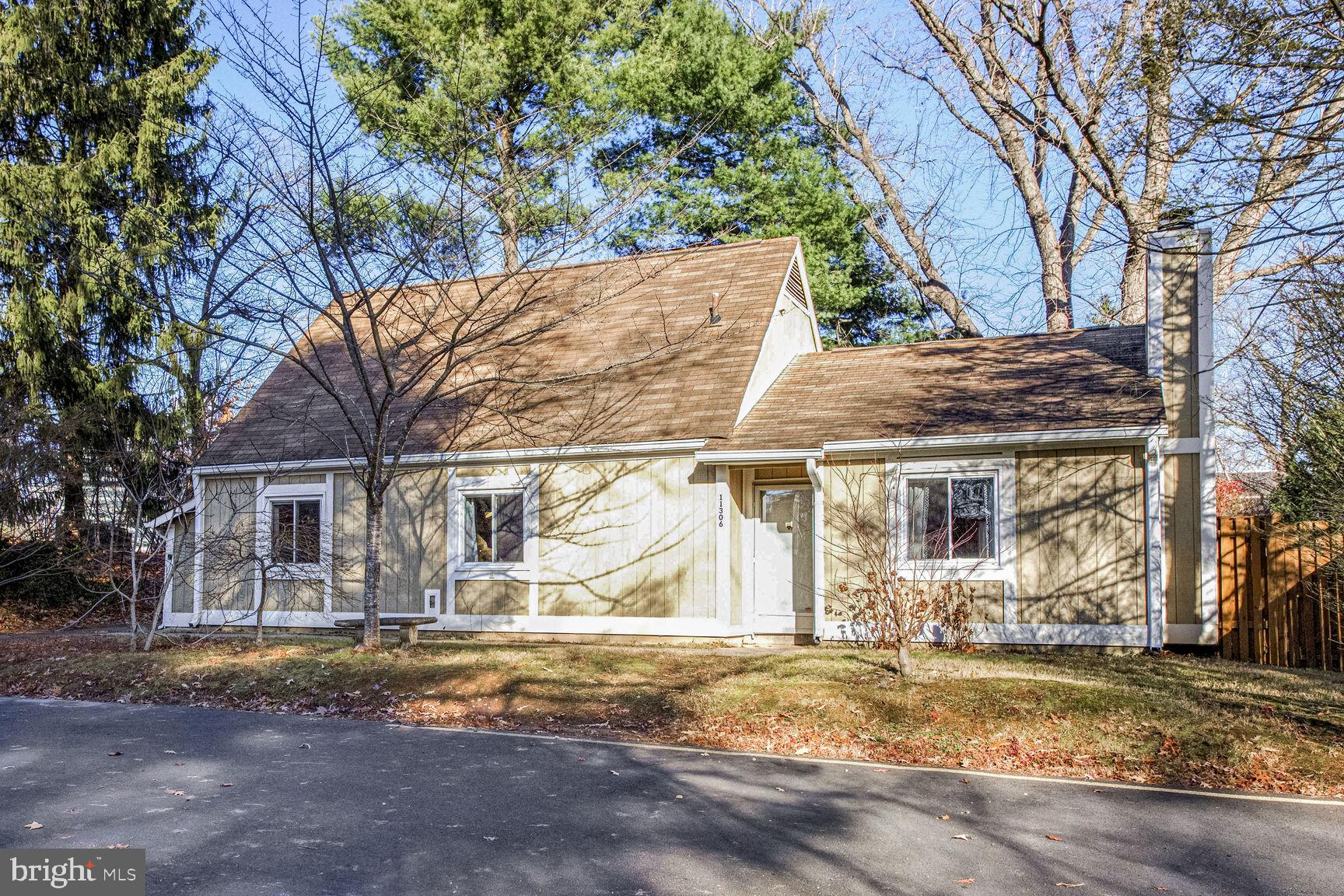 11306 Geddys Court Reston, VA 20191 - Photo 2 of 32