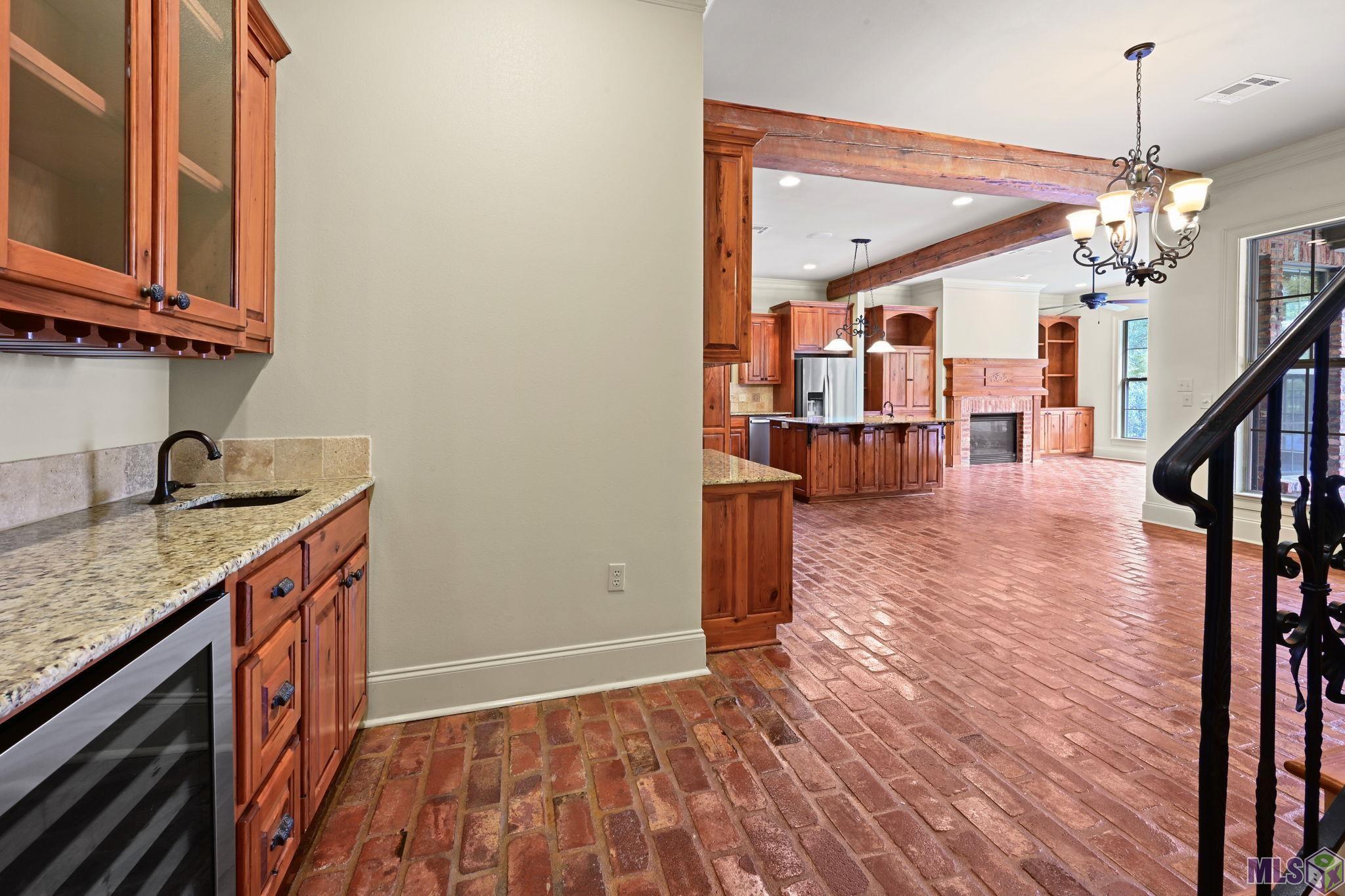 19427 Point O' Woods Court Baton Rouge, LA 70809 - Photo 4 of 50