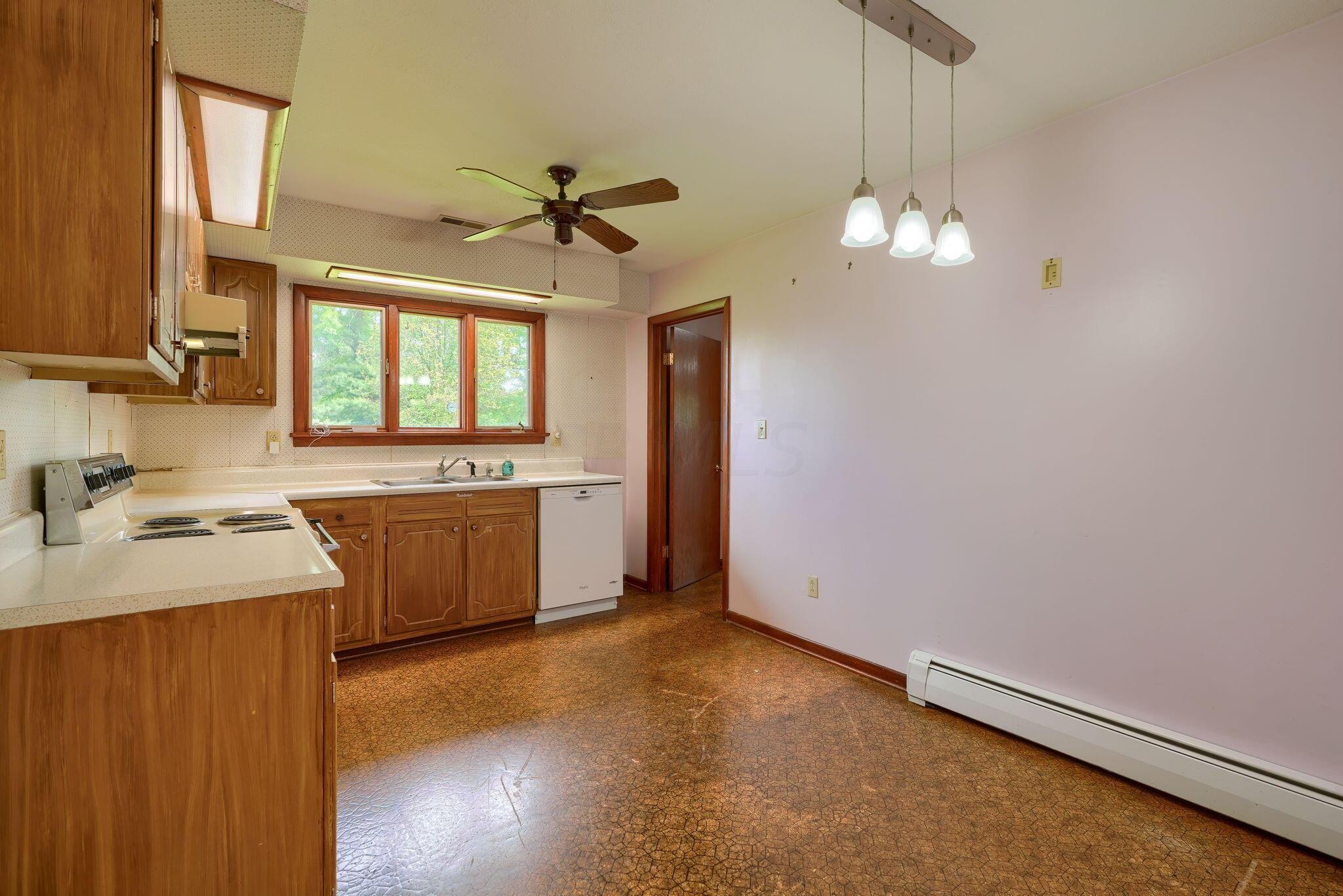 2402 Hyatts Road Delaware, OH 43015 - Photo 25 of 50 2402 Hyatts Rd (31)
