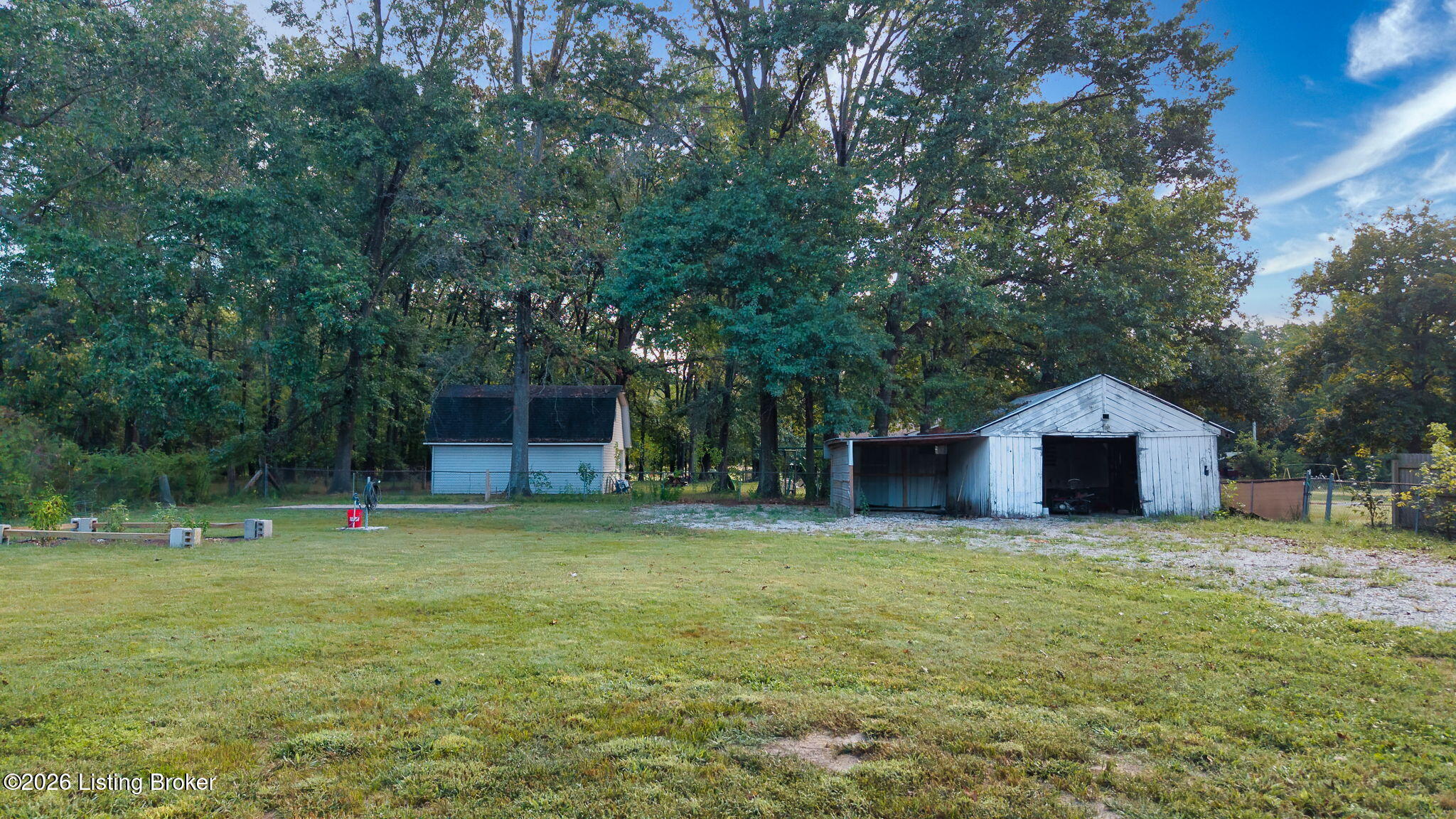 978 Raymond Road Shepherdsville, KY 40165 - Photo 45 of 53 49-web-or-mls-DJI_20260930095050_0367_D-