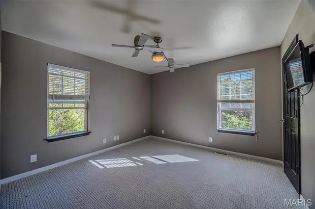 $450,000 | 21504 North Horizonway Street, St. Robert, MO 65584