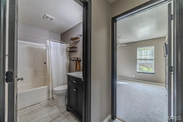 $450,000 | 21504 North Horizonway Street, St. Robert, MO 65584