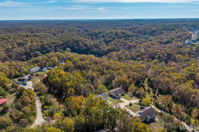 $450,000 | 21504 North Horizonway Street, St. Robert, MO 65584