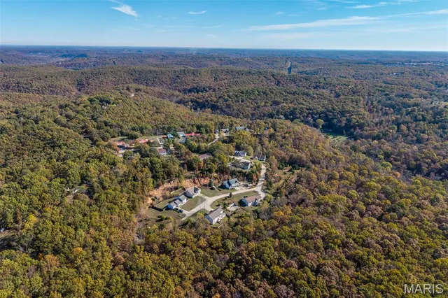 $450,000 | 21504 North Horizonway Street, St. Robert, MO 65584