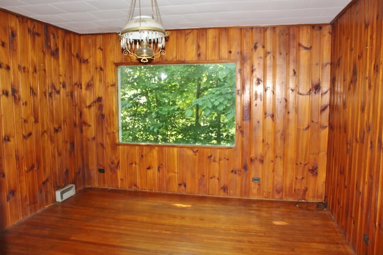 311 Clinton Street Springfield, VT 05156 - Photo 10 of 18