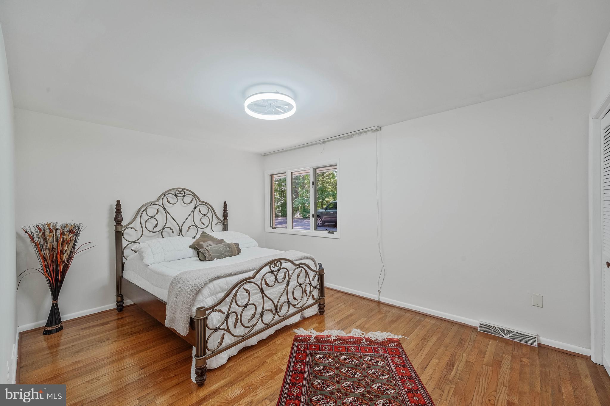 2026 Hunter Mill Road Vienna, VA 22181 - Photo 33 of 35