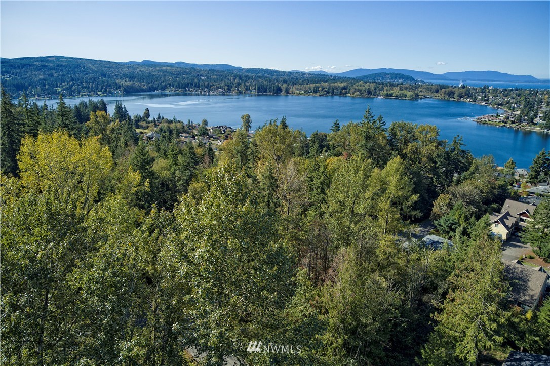 1755 Academy Road Bellingham, WA 98226 - Photo 2 of 31 Gallery Image 2