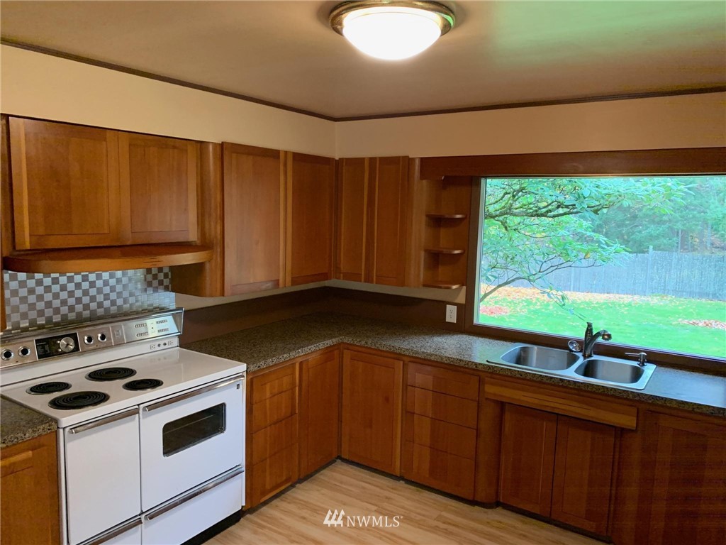 1755 Academy Road Bellingham, WA 98226 - Photo 18 of 31 Gallery Image 18